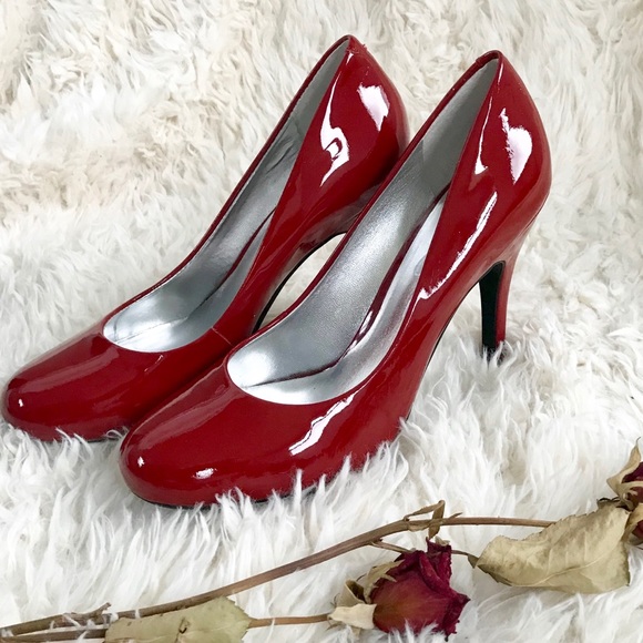 Jessica Simpson Shoes - NEW JESSICA SIMPSON Red Patent Leather High Heels